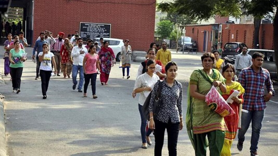 CBSE releases cut-off marks for posts of Junior Engineer, Junior Translation Officer | Jobs News