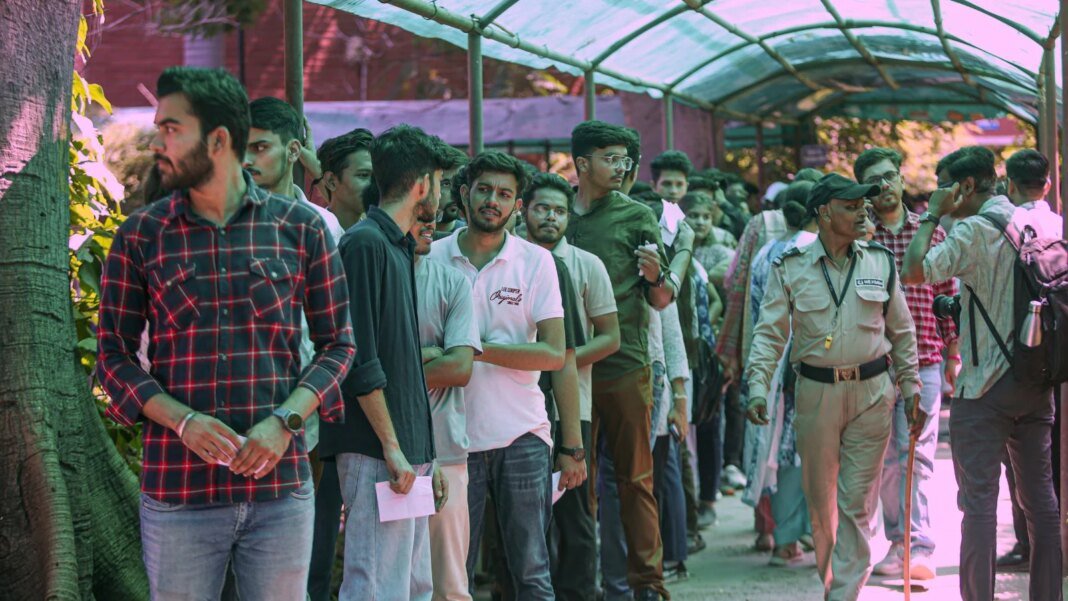 RRB RPF Constable 2024: Application status released, check at rrbapply.gov.in | Jobs News